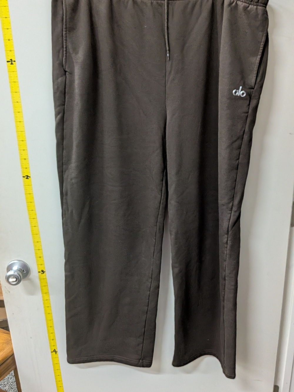 ALO Yoga Dark Brown Jogger Sweatpants. Like New.